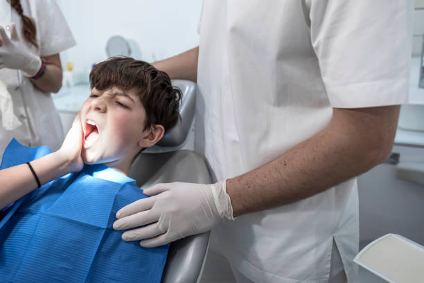 Best Emergency Dental Care for Broken or Chipped Teeth in Oak Bluffs, MA